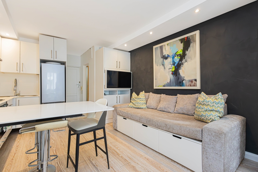 To Let 1 Bedroom Property for Rent in Mouille Point Western Cape